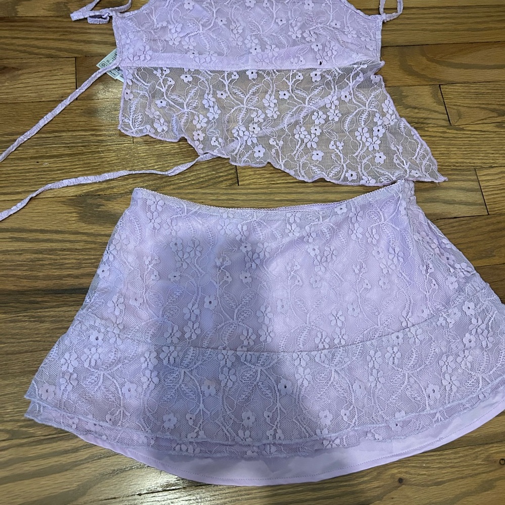 Edikted Lace Purple Skirt Set